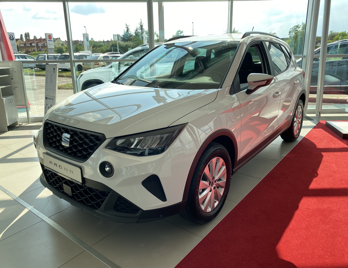 Arona 1.0 TSI Style 81KW/110LE/5t – Cukorfehér