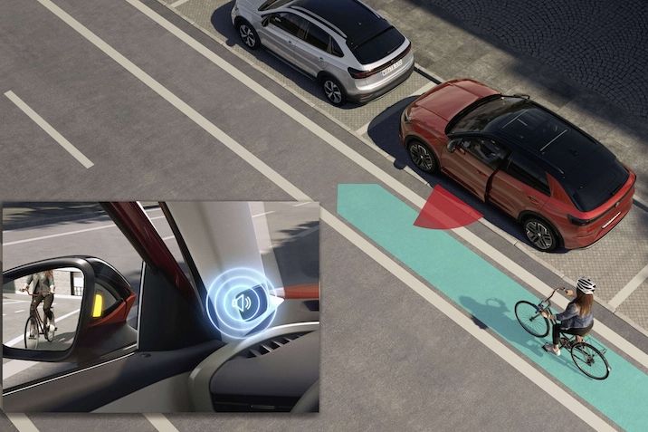 T-Roc%20kisz%E1ll%E1s%20figyelmeztet%E9s